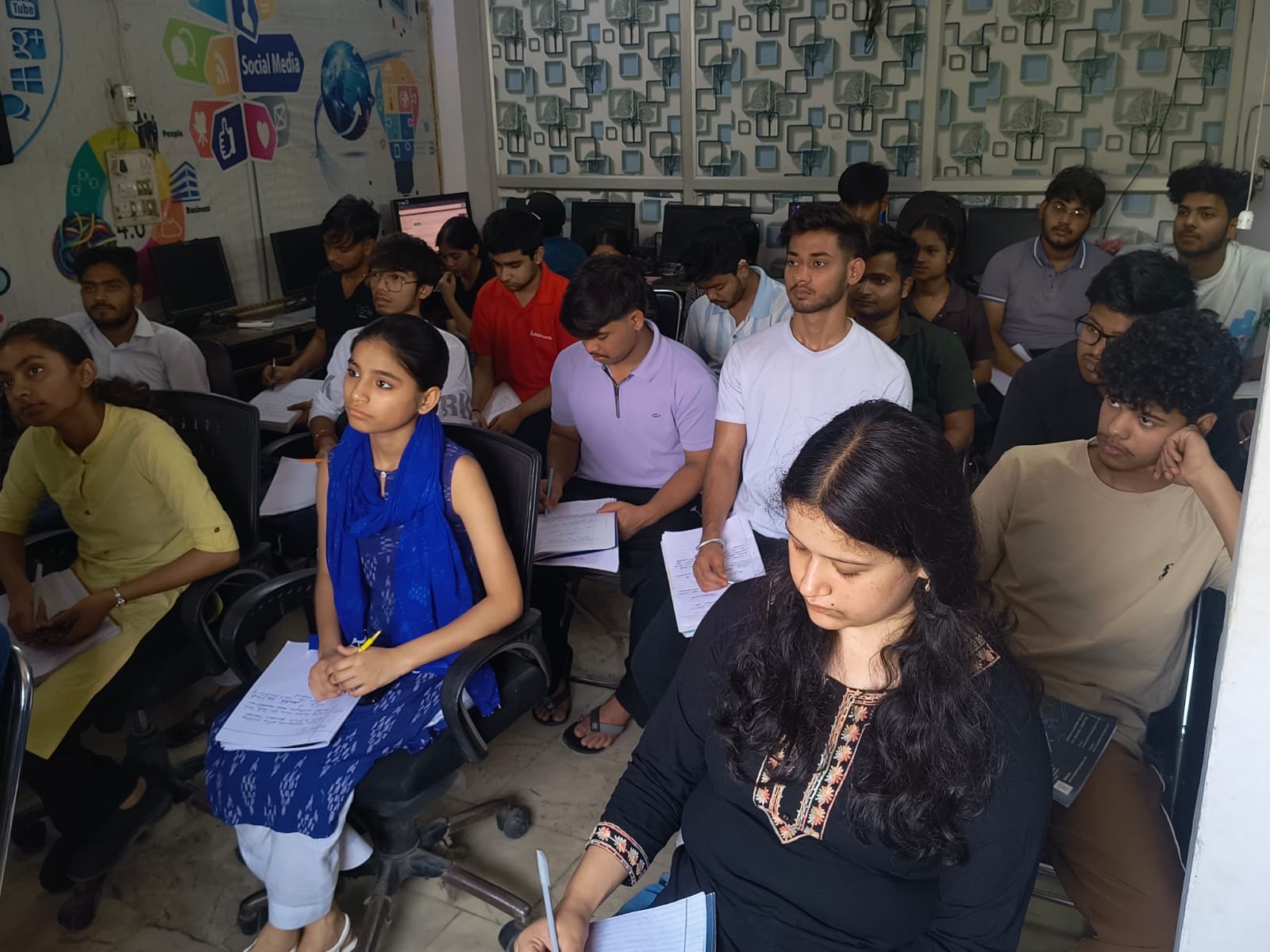 Nice Web Technologies campus and classes — Jahangirpuri, Delhi