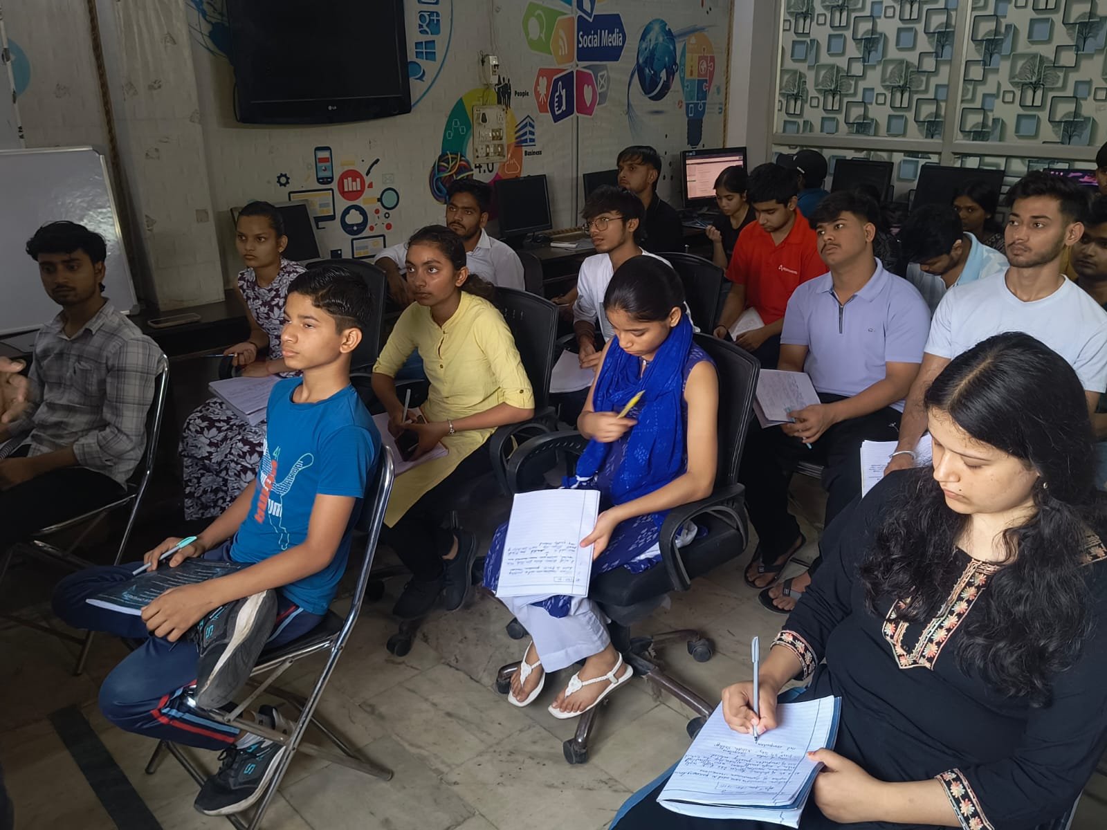Classes — Nice Web Technologies, Jahangirpuri, Delhi | Best computer institute in Jahangirpuri Delhi Delhi NCR